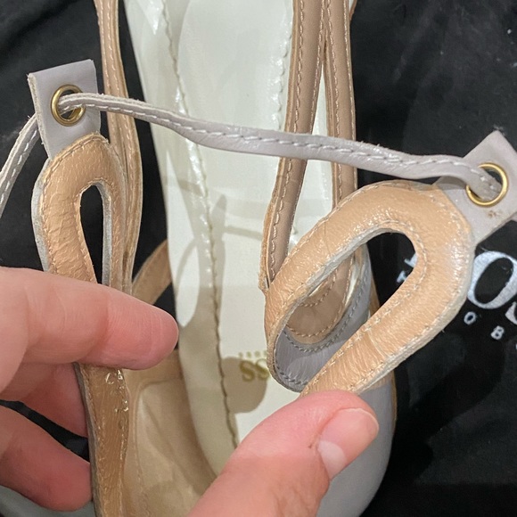 Hugo Boss grey/light peach sandals US 7 - Picture 10 of 14
